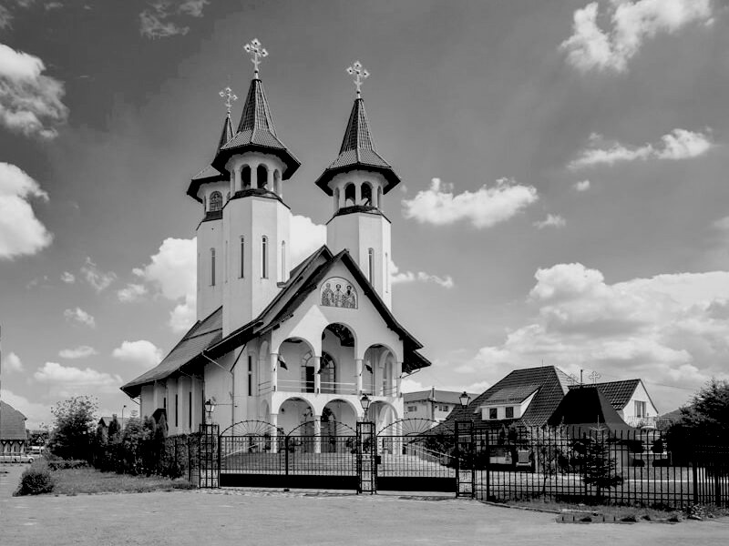 biserica sf. trei ierarhi și sf. bartolomeu 13 800x600 modified